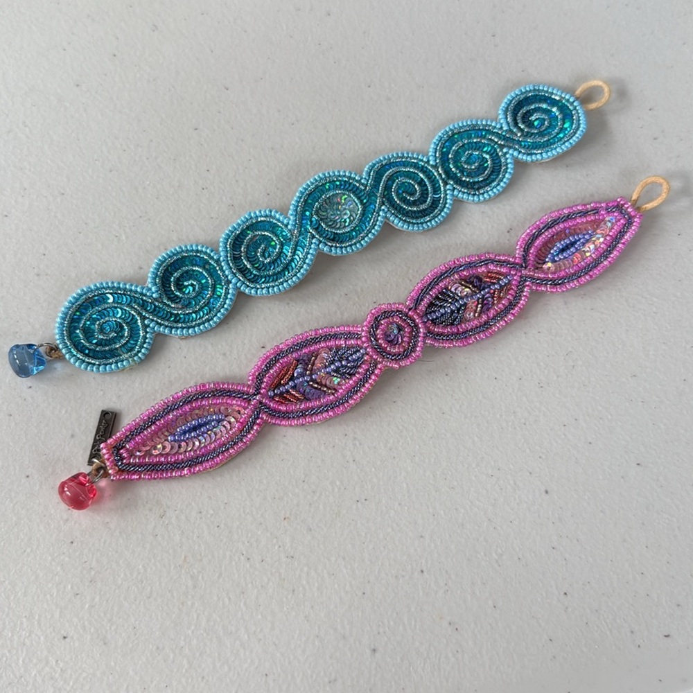 Pink Pewter Elegant Beaded Bracelet Set - Blue and Pink